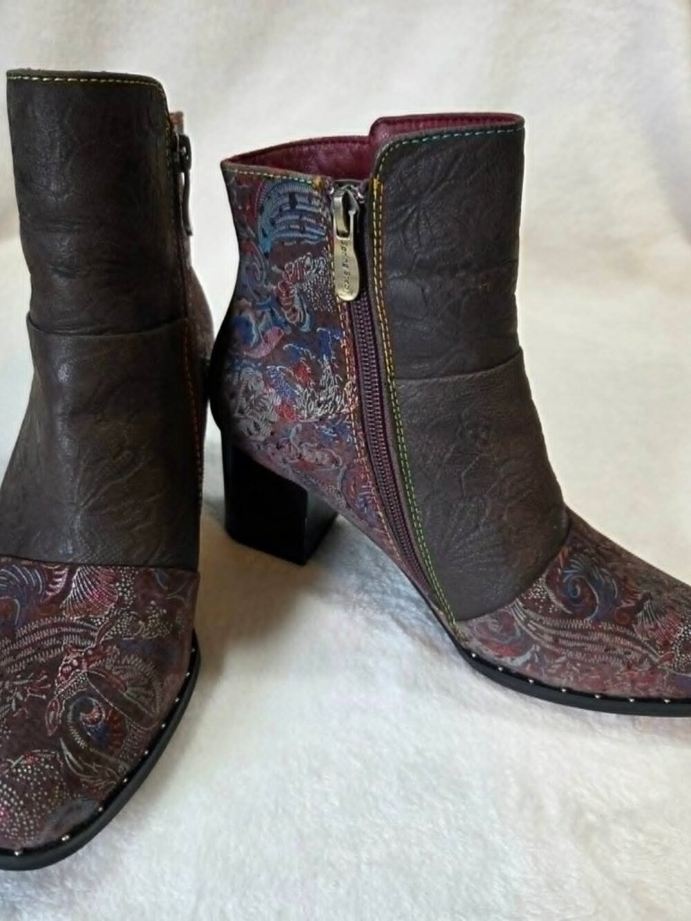 Spring Step L'Artiste Woman's Like New Floral Patterned Ankle Boots size 7.5
